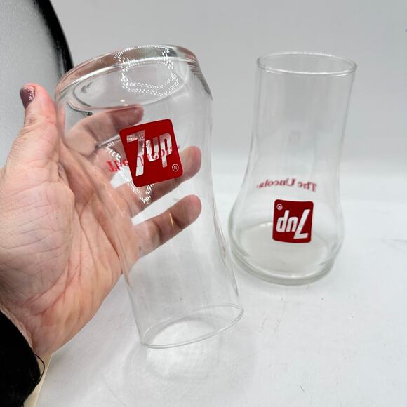 X2 1970s Vintage 7UP The Uncola Upside Down Glass Tumbler bar 16oz - Picture 5 of 8